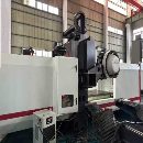 德将2013龙门加工中心，BT40主轴工作台1米2.1米，门宽.